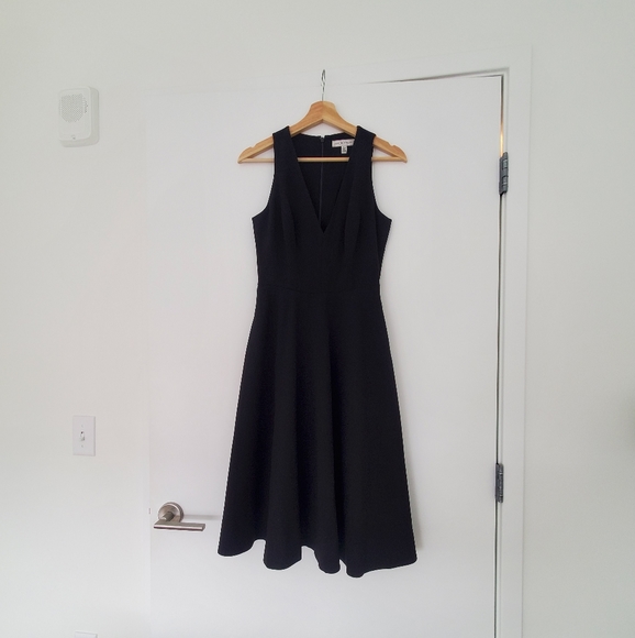 Black Dress the Population Midi Dress - Picture 2 of 3